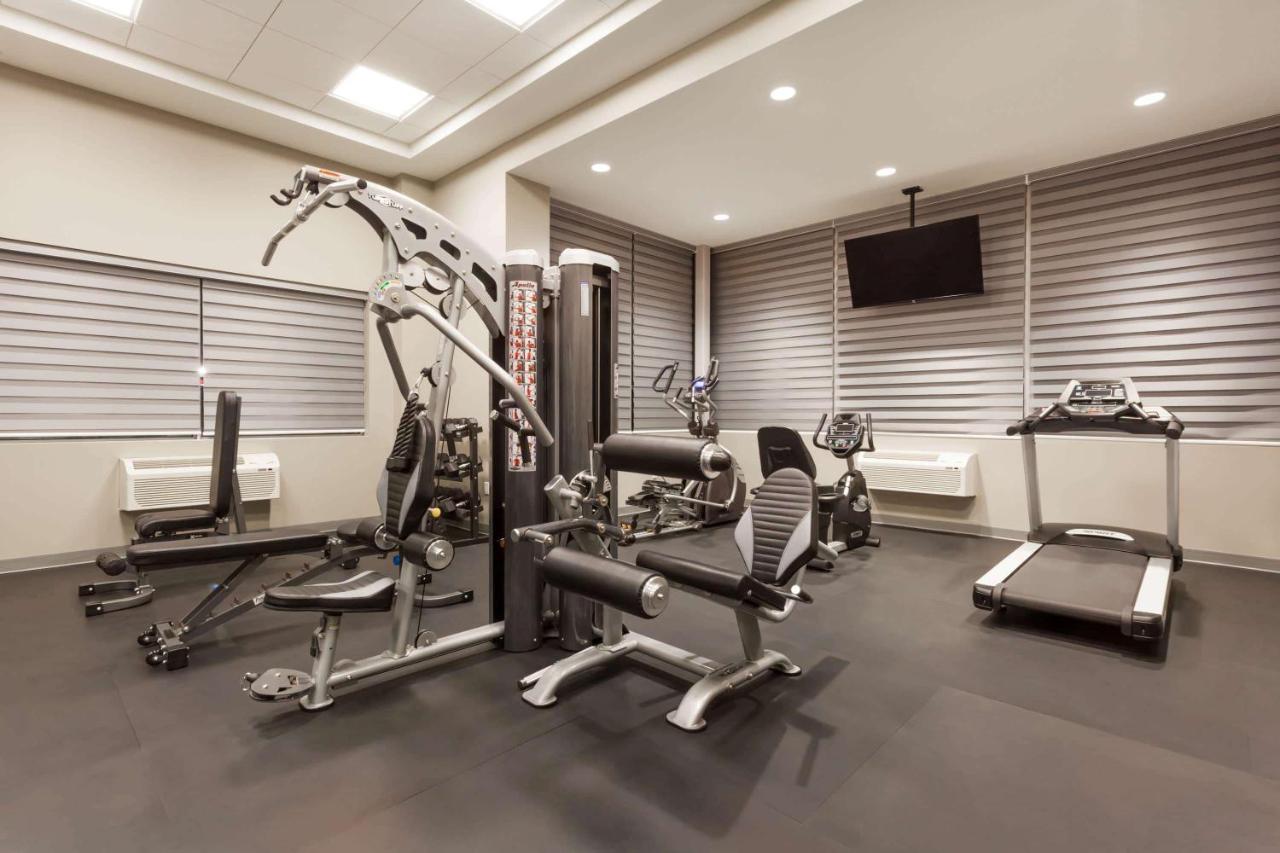 Hotel Wyndham Garden Edmonton Airport